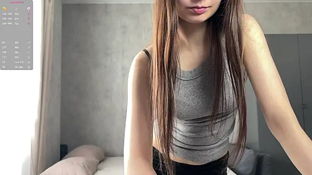 Snapshot of Rose_Nora chatting on 06/18/26, 04:24 Rose Nora online show from 06/18/26, 04:24