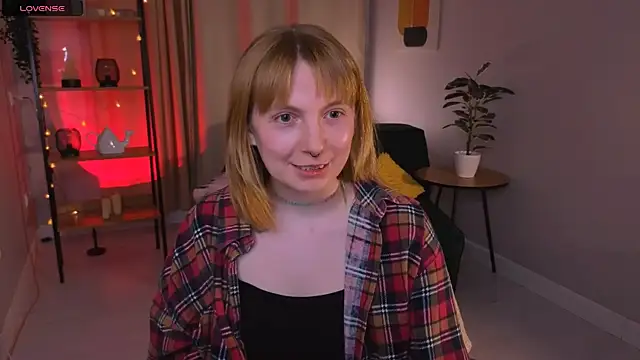susie miu online show from 04/22/26, 09:38