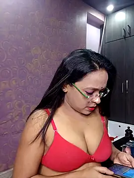 hornyrosy321 online show from 05/06/26, 06:02