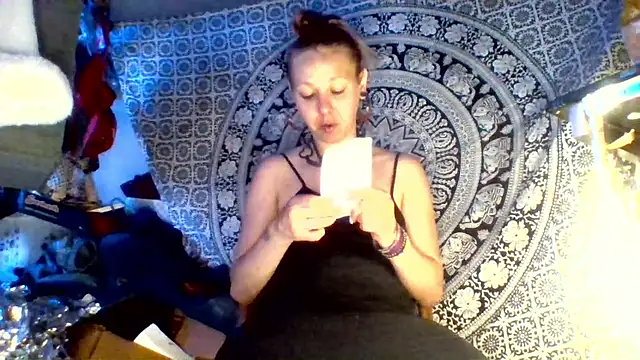 Ambionce online show from 05/11/26, 07:36