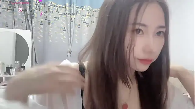 Snapshot of yao-yao-8726 chatting on 07/08/26, 02:10 yao-yao-8726 online show from 07/08/26, 02:10