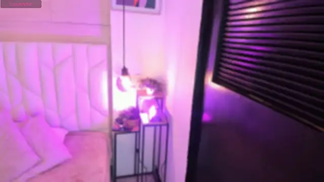 michele jones online show from 04/15/26, 07:58