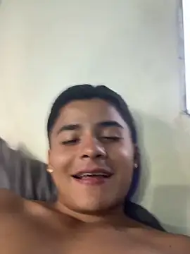 Snapshot of Liam_Dustin chatting on 06/16/26, 11:07 Liam Dustin online show from 06/16/26, 11:07