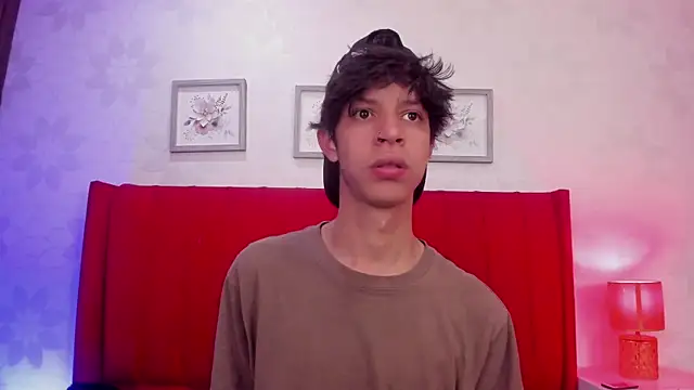 Ethan qop online show from 03/25/26, 07:09