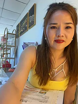 Xiaoxiao-y online show from 03/18/26, 06:38