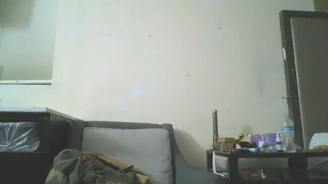 Snapshot of CaptCraker chatting on 03/21/26, 08:19 CaptCraker online show from 03/21/26, 08:19