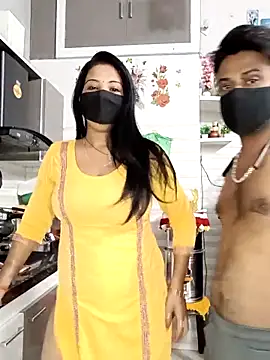 XcamGirl online show from 04/23/26, 08:24