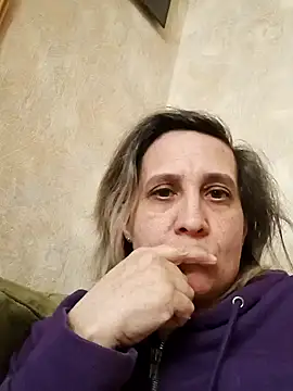 KatieLove133 online show from 04/30/26, 04:13