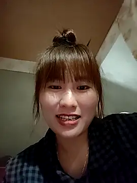 Lucxy-ki6 online show from 03/18/26, 01:36