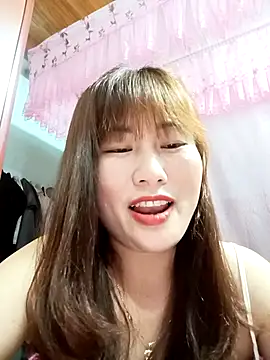 Lucxy-ki6 online show from 04/01/26, 01:23