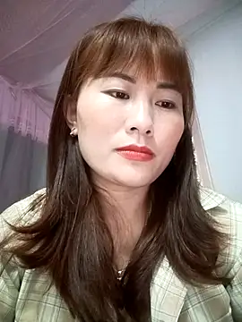 Lucxy-ki6 online show from 04/22/26, 12:57