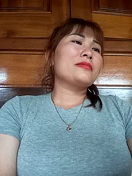 Lucxy-ki6 online show from 04/24/26, 08:28