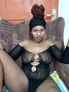 Hotsexyberry222 online show from 04/29/26, 06:25