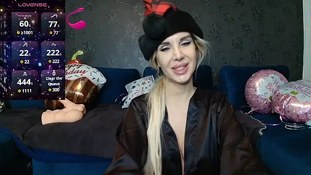 Snapshot of SexyQueenNina chatting on 12/25/24, 11:42 SexyQueenNina online show from 12/25/24, 11:42