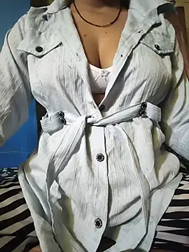 Shalini 08 online show from 05/14/26, 03:35