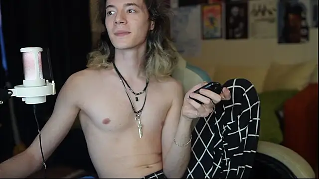 Snapshot of Tomboysex chatting on 03/14/26, 02:55 Tomboysex online show from 03/14/26, 02:55