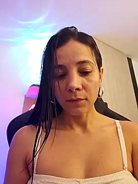 miaeyex online show from 05/08/26, 12:10