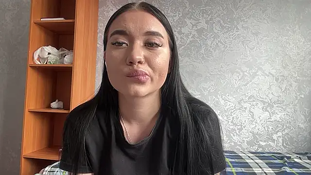 Sofi Funny online show from 04/28/26, 04:17