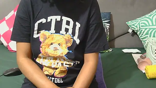 Melitaxx online show from 06/05/26, 06:52