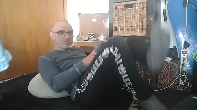 Thomate24 online show from 03/25/26, 01:28