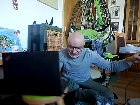 Thomate24 online show from 04/08/26, 12:38