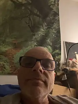 Thomate24 online show from 05/03/26, 07:53