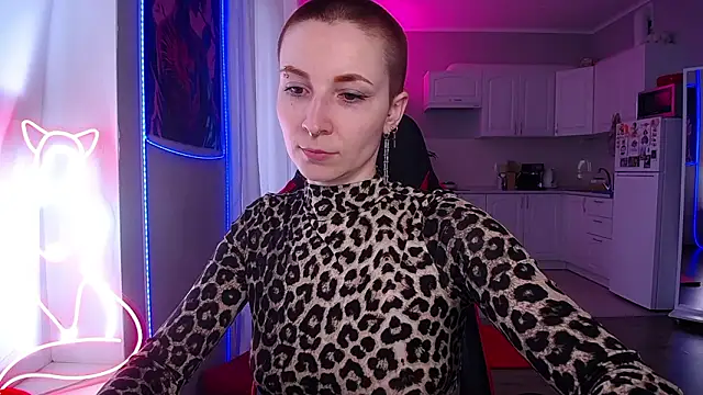 Hope Foxter online show from 03/18/26, 12:19