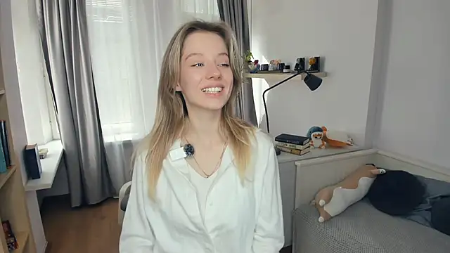 AikoEasterly online show from 03/19/26, 10:08