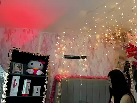 Violet Monsalve online show from 03/19/26, 12:20