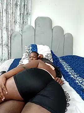 DARKBEATY20 online show from 04/23/26, 11:09