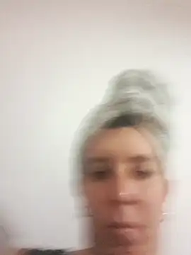 Snapshot of melucita chatting on 03/19/26, 12:58 melucita online show from 03/19/26, 12:58