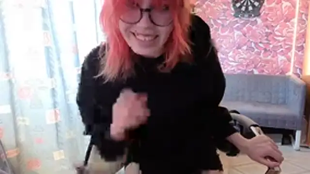whiny emo boi online show from 04/23/26, 12:51