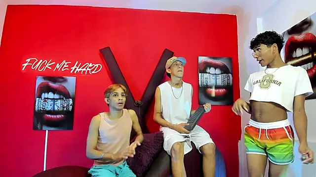 AVENGER GUYS1 online show from 03/16/26, 01:48