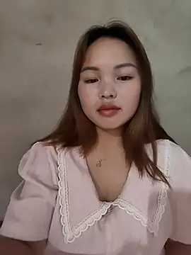Snapshot of Mina_xYx chatting on 07/09/26, 04:00 Mina xYx online show from 07/09/26, 04:00