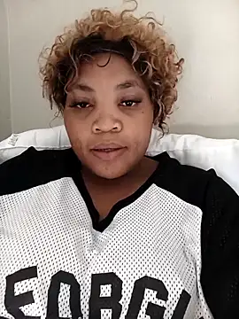 BeverlyQueen15 online show from 03/31/26, 10:15