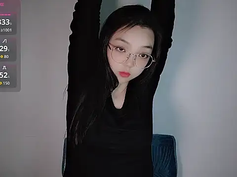 Snapshot of oblakitty_ chatting on 03/15/26, 11:38 oblakitty online show from 03/15/26, 11:38