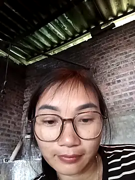 emmasexy2k online show from 04/22/26, 06:05
