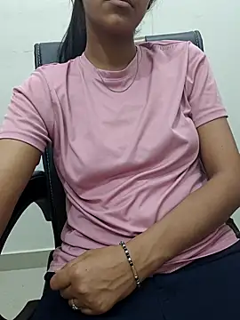aushi rajput online show from 05/23/26, 06:12