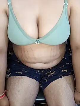 Snapshot of INDIE_GURL chatting on 03/21/26, 04:43 INDIE GURL online show from 03/21/26, 04:43