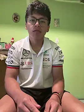 Snapshot of Arley-Arley1 chatting on 03/22/26, 04:27 Arley-Arley1 online show from 03/22/26, 04:27