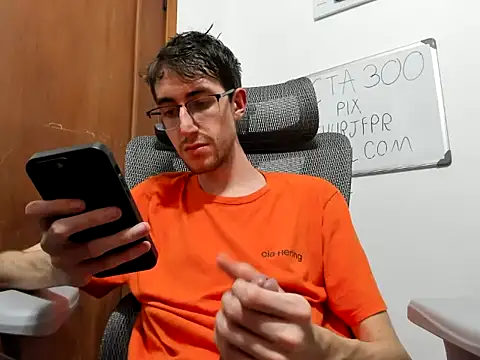 4rthurTV online show from 04/21/26, 10:12