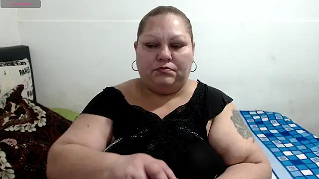 Snapshot of rossitaspace01 chatting on 05/28/26, 12:35 rossitaspace01 online show from 05/28/26, 12:35