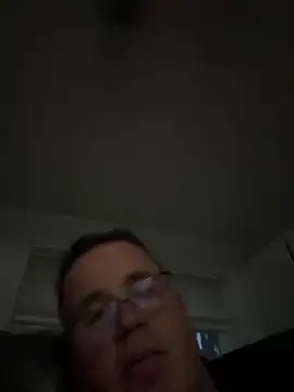 Snapshot of BSM4824 chatting on 03/16/26, 10:58 BSM4824 online show from 03/16/26, 10:58