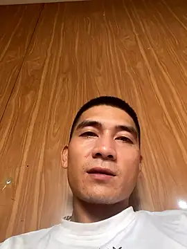 Chimtohd online show from 04/18/26, 03:10