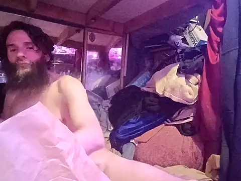 nearby causual online show from 05/03/26, 04:18