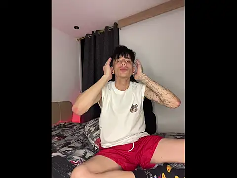 BatKingandBatQueen online show from 03/17/26, 12:59