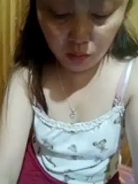 Snapshot of Abi-ni chatting on 06/25/26, 05:17 Abi-ni online show from 06/25/26, 05:17