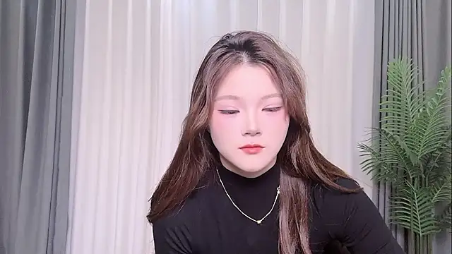 QQ-XINGHE online show from 03/18/26, 12:52