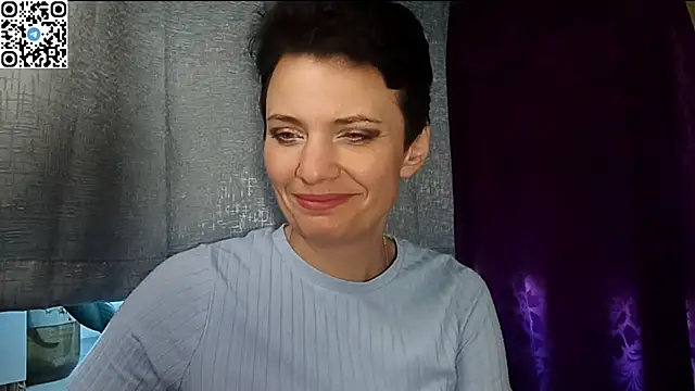 HotMamaQueen234 online show from 05/04/26, 03:41