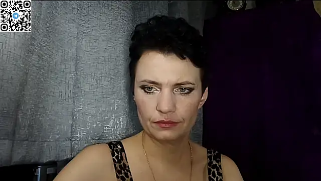 Snapshot of HotMamaQueen234 chatting on 05/07/26, 07:52 HotMamaQueen234 online show from 05/07/26, 07:52